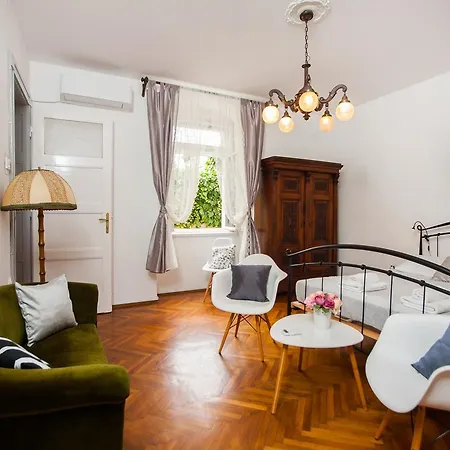 Liliana Apartment Split