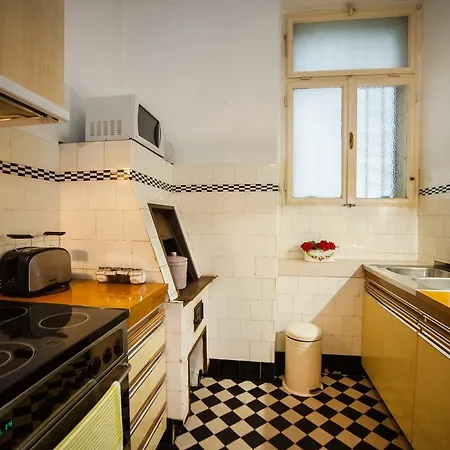 Liliana Apartment